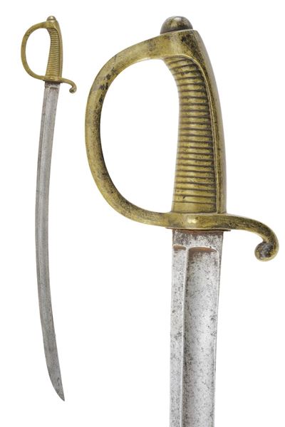 Sabre briquet, lama curva a un filo con sguscio e tallone, fornimento in ottone massiccio