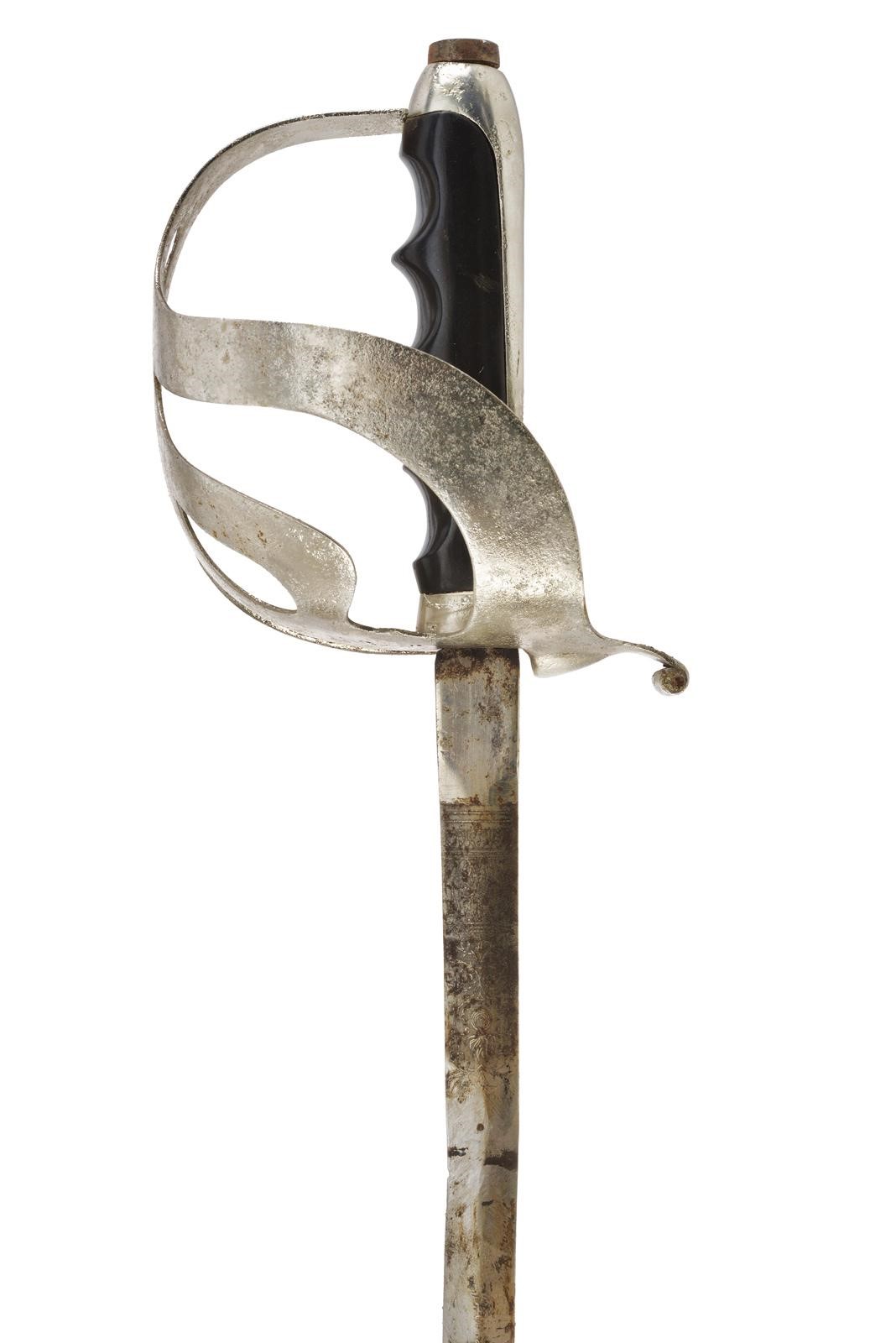 Regno d'Italia, Lotto di tre spade da ufficiale mod. 1888 con fodero e lame incise