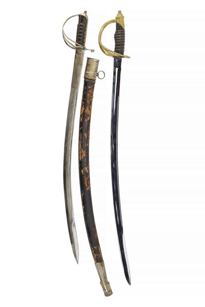 Militaria, due sciabole da parata (repliche)