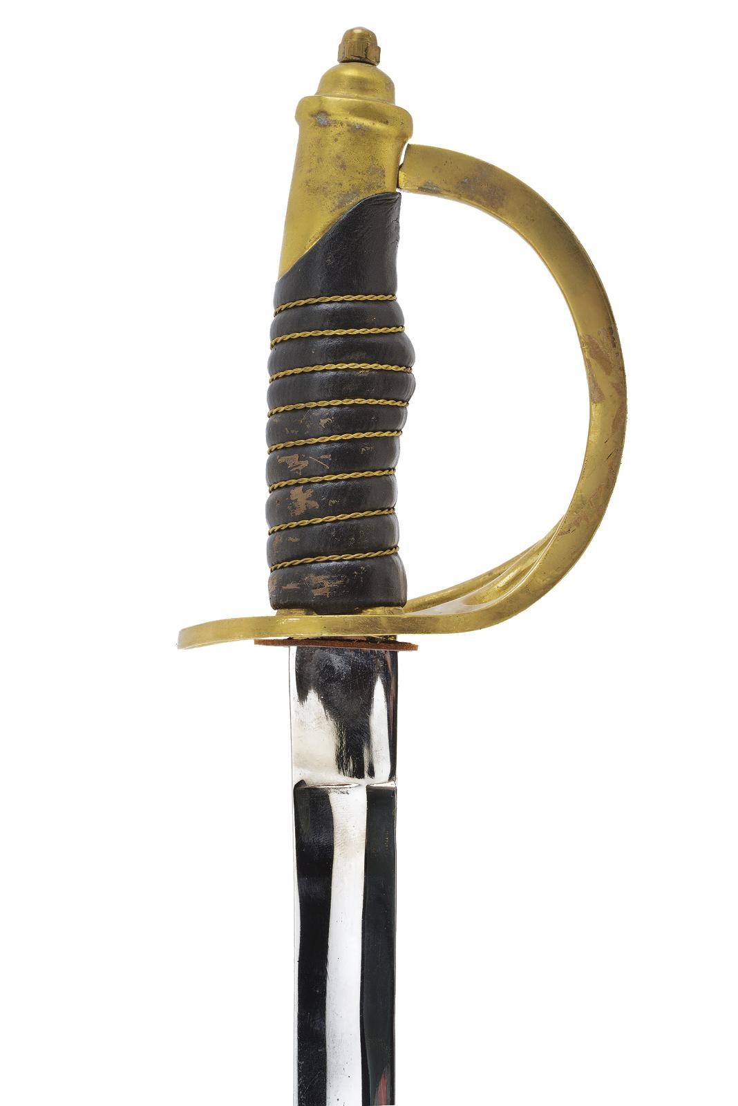 Militaria, due sciabole da parata (repliche)
