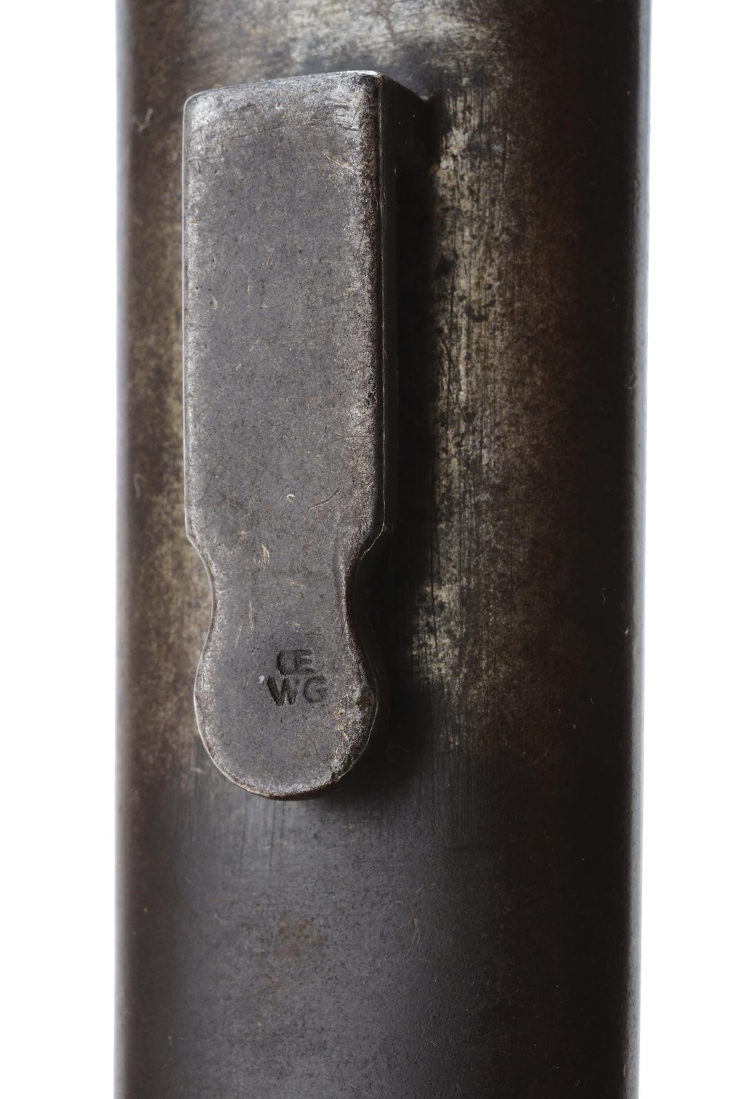 Baionetta per Kropatschek Mod. 1886, lama con marcatura Steyr 1886 e fodero in ferro