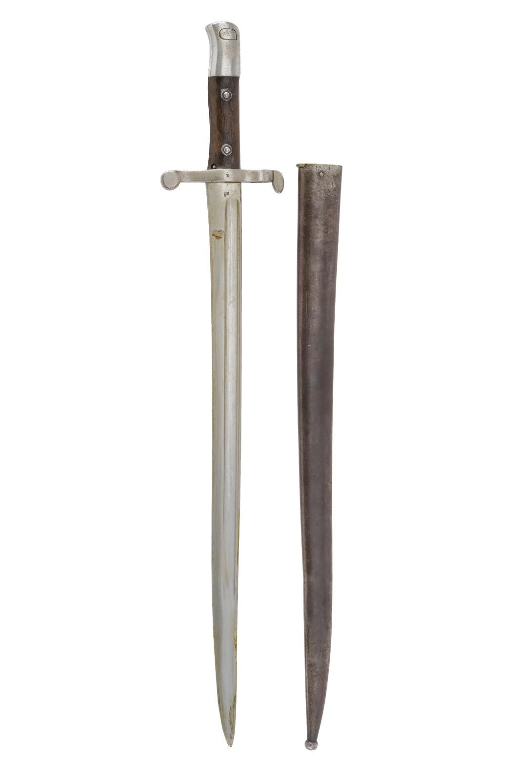 Baionetta per Kropatschek Mod. 1886, lama con marcatura Steyr 1886 e fodero in ferro