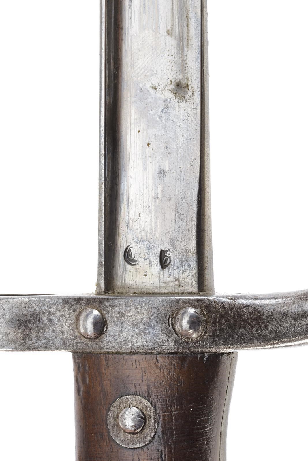 Baionetta Gras, Mod. 1874, lama “a T” con marcatura St. Etienne (1879), St. Etienne
