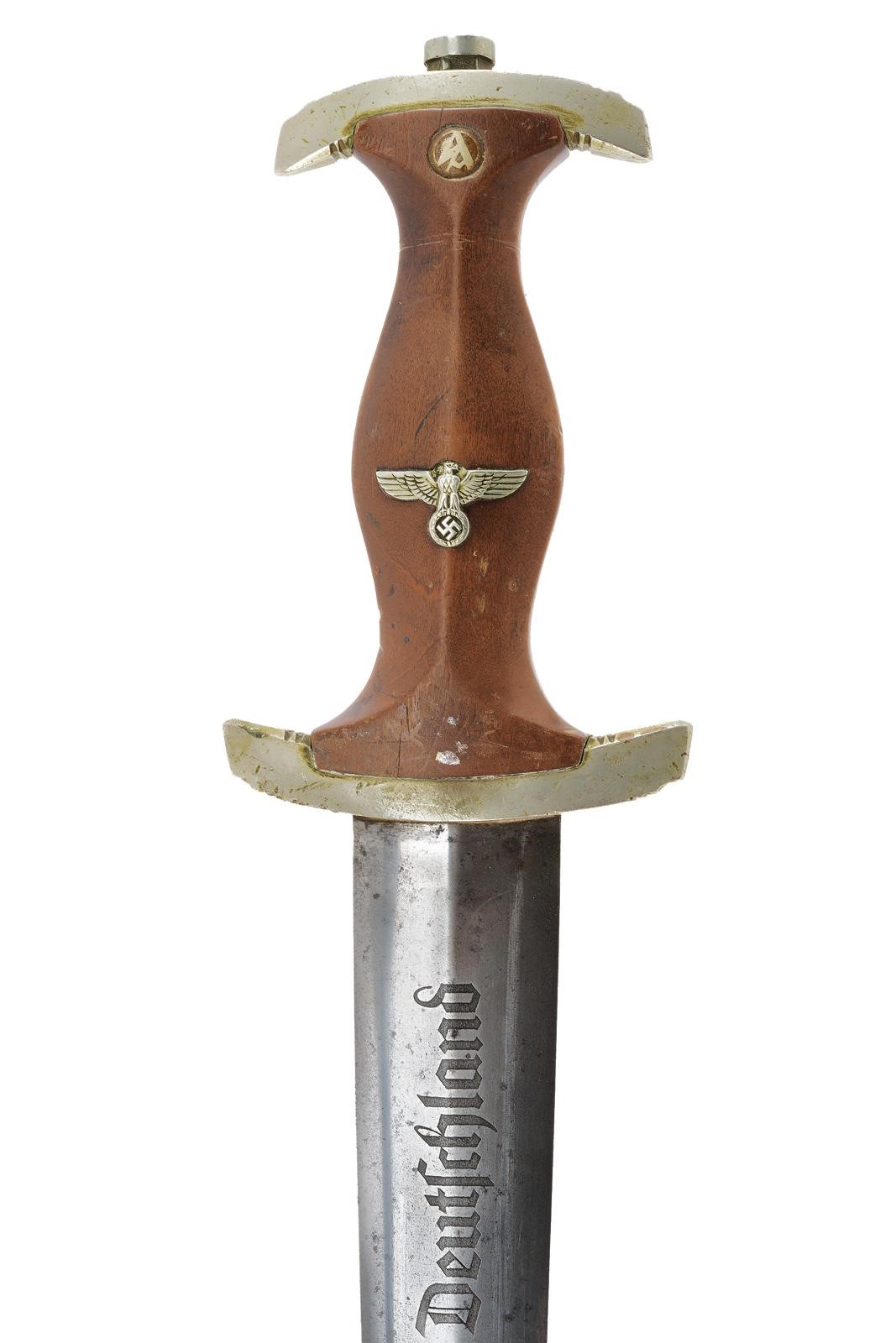 NSFK, Daga mod. 1933 con lama marcata e fodero laccato nero