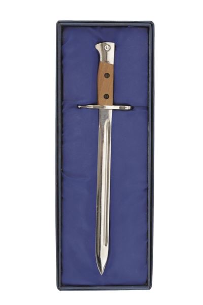 Militaria, Miniatura di baionetta mod. 1891, in ferro e guancette in legno