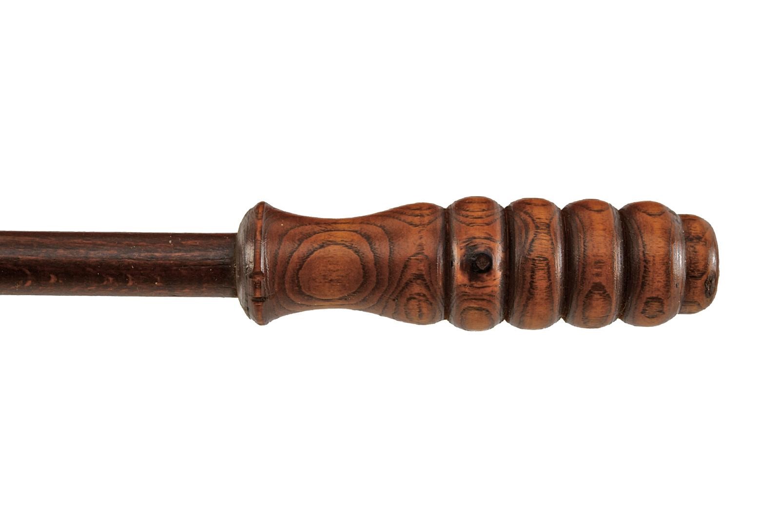 Cassetta per pistole, contenitore in legno rettangolare con coperchio e maniglia in ottone