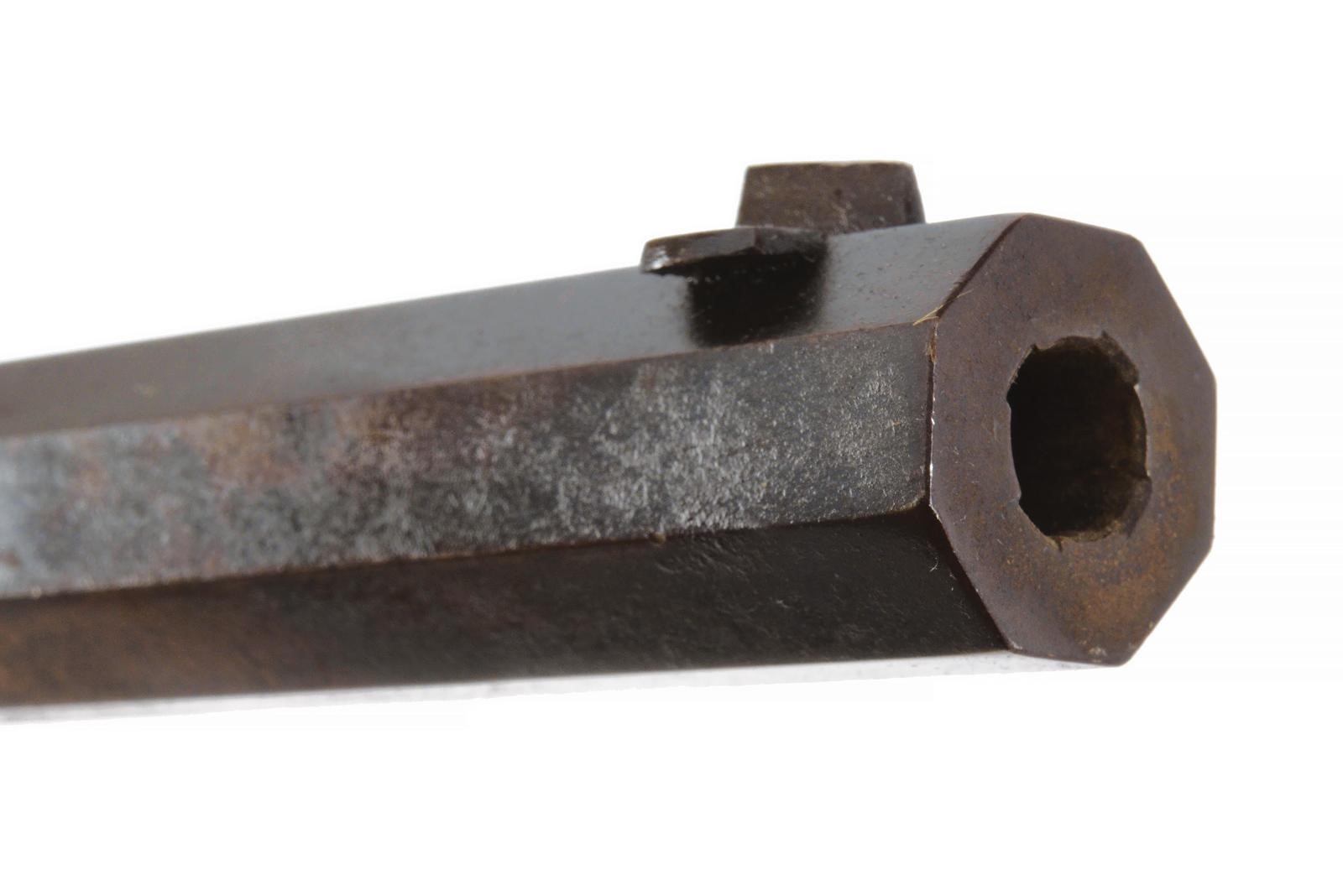 Carabina ad ago da caccia, piccola carabina con percussore ad ago e caricamento al dorso dell’arm