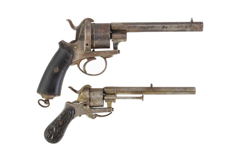 Armi a spillo, Lotto di due revolver a sei colpi con canne rigate (cal. 7 mm), non attivi