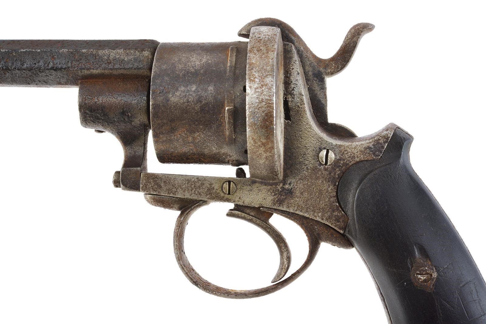 Armi a spillo, Lotto di due revolver a sei colpi con canne rigate (cal. 7 mm), non attivi