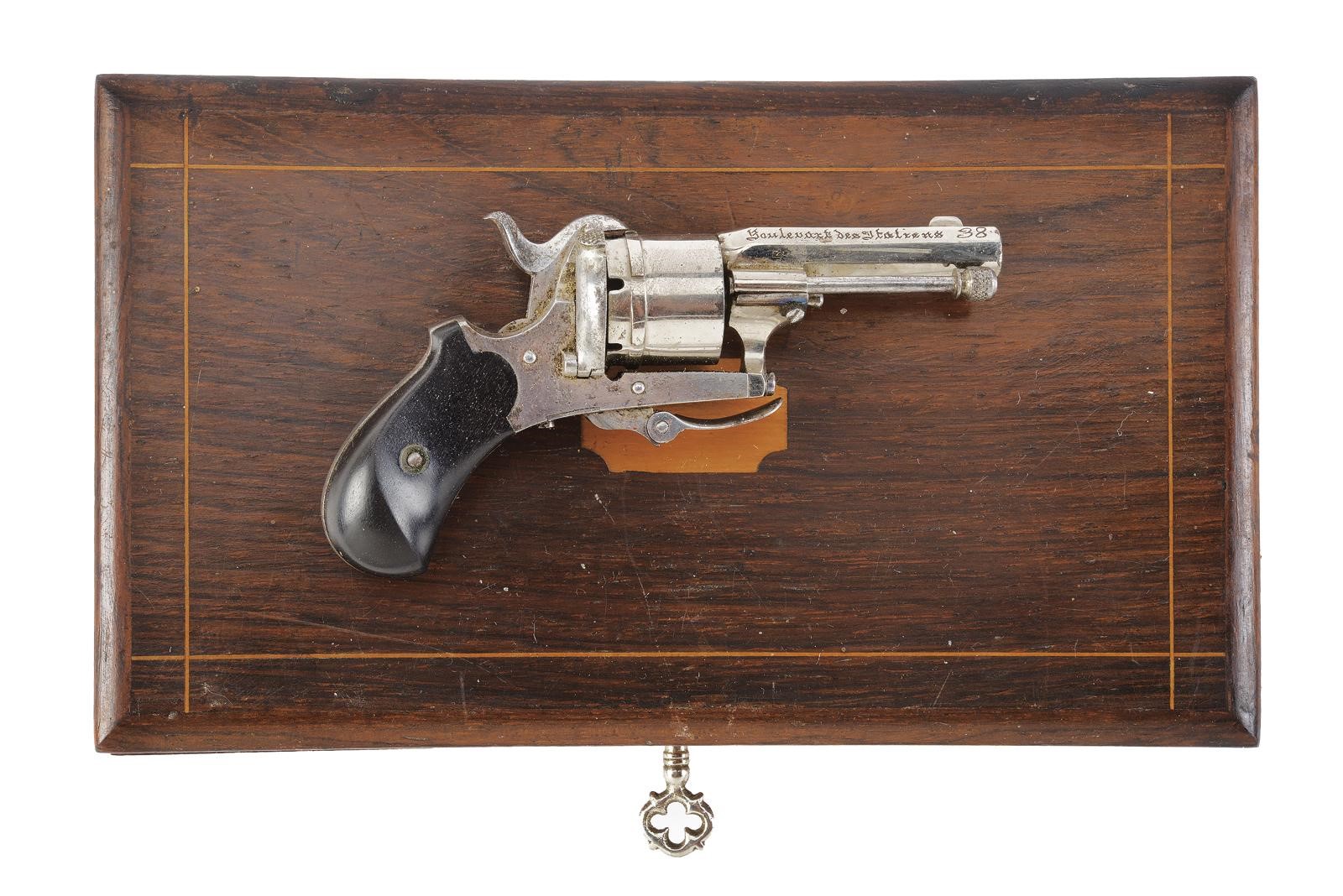Claudin, Piccolo revolver a spillo con canna rigata ottagonale, brevetto «a Paris»