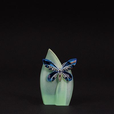 Spilla farfalla “Alamada Sapphire” in cristallo della serie “Insects and Butterflies”