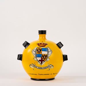 Vaso in ceramica policroma per i Cavalleggeri di Saluzzo