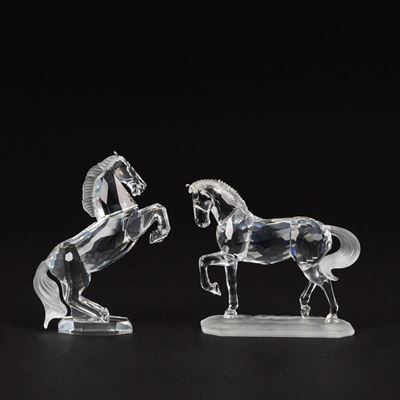 Stallone arabo e stallone bianco (serie “Horses on Parade”), scultura in cristallo