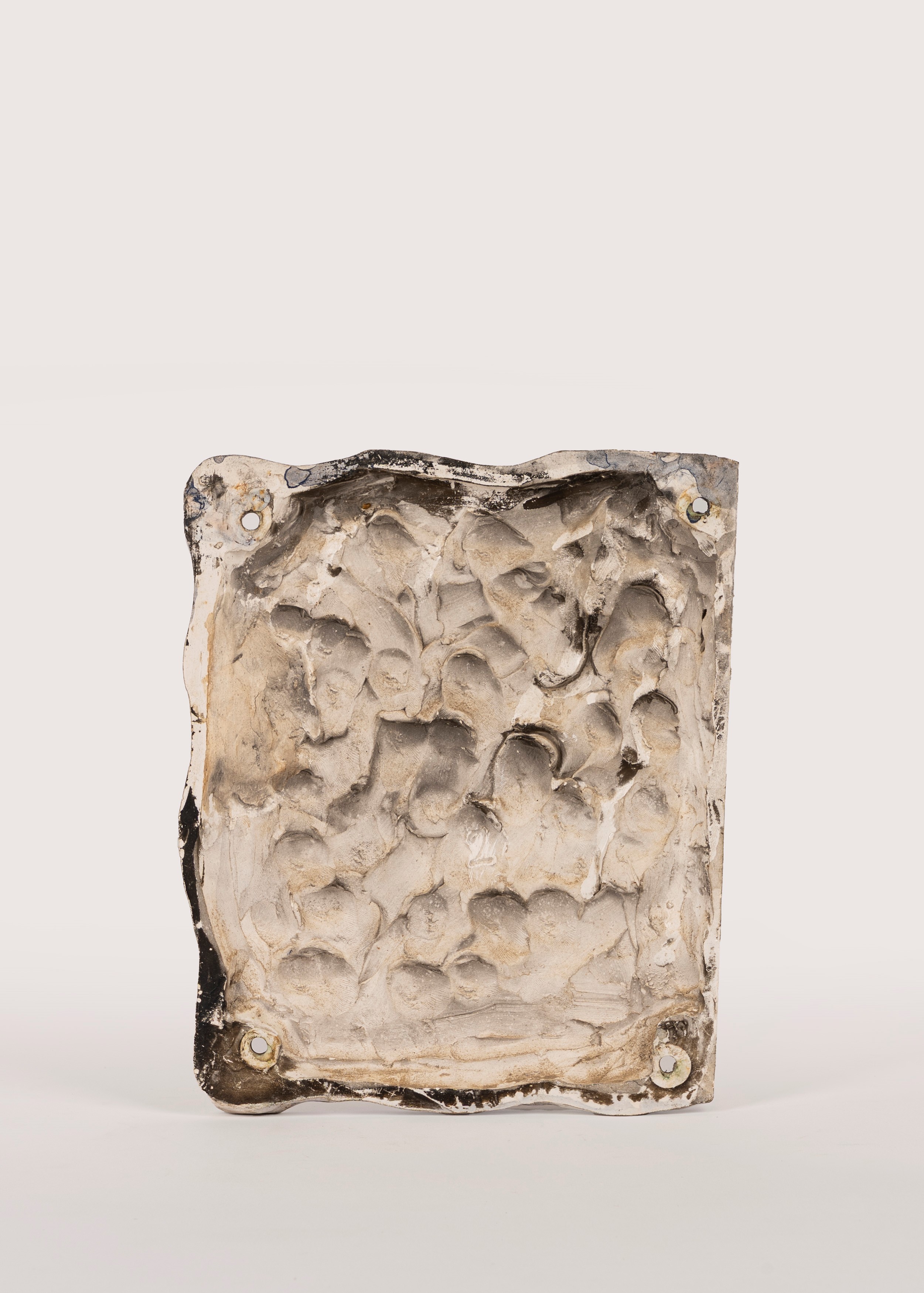 Placca in ceramica policroma con pugili, cm 19 x 23