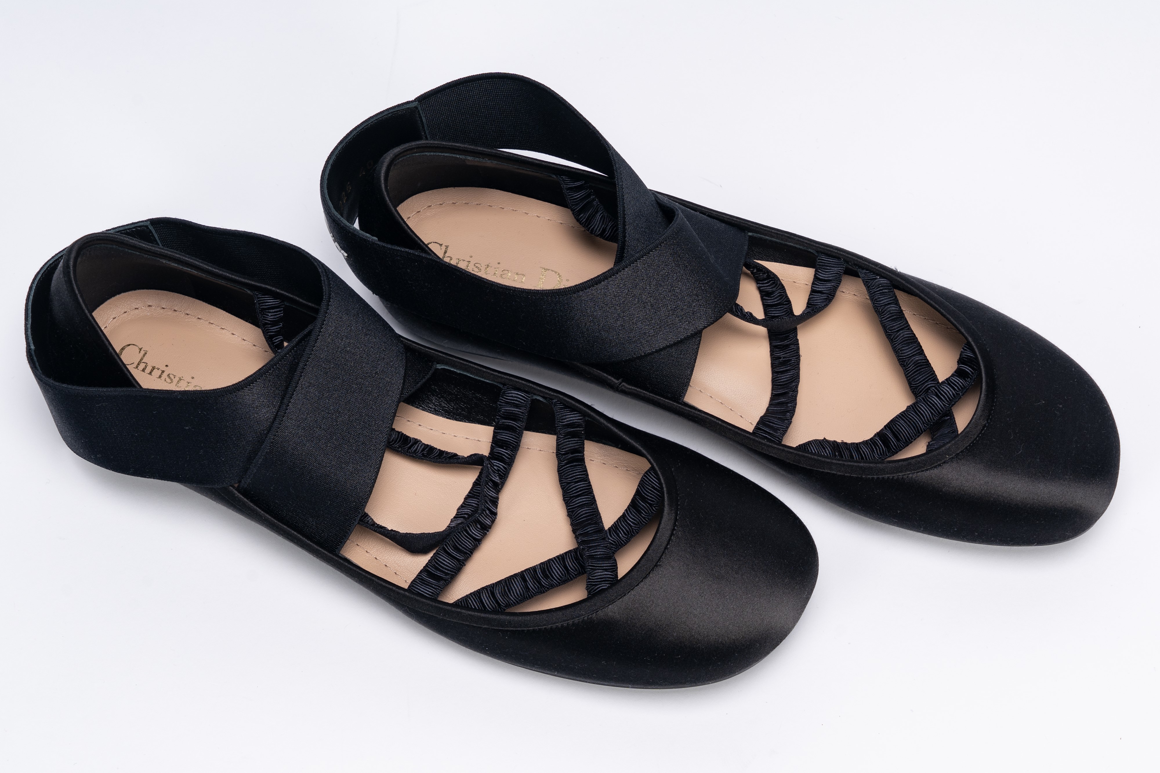 Christian Dior - Paio di ballerine in raso nero con elastico alla caviglia (n. 40)