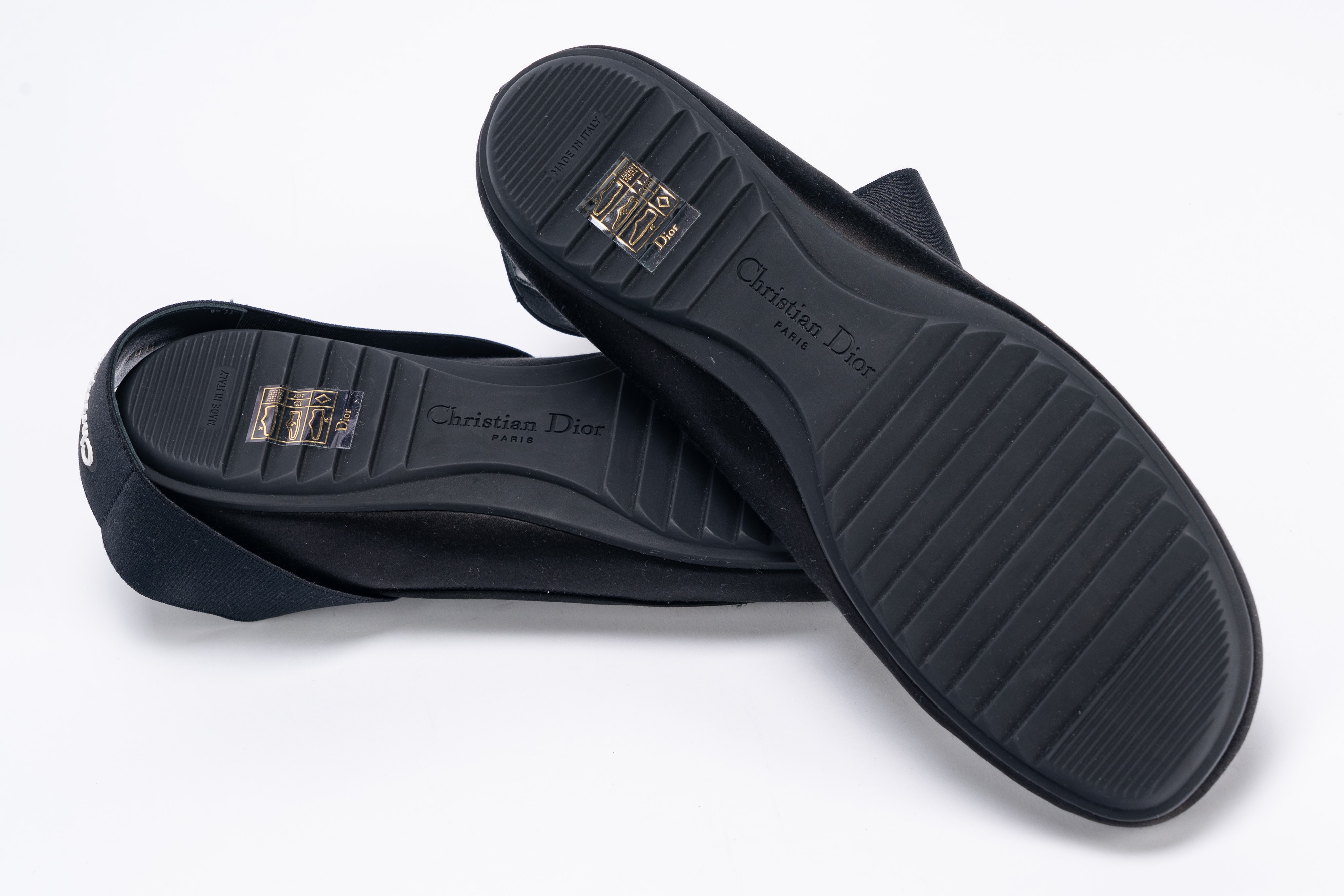 Christian Dior - Paio di ballerine in raso nero con elastico alla caviglia (n. 40)