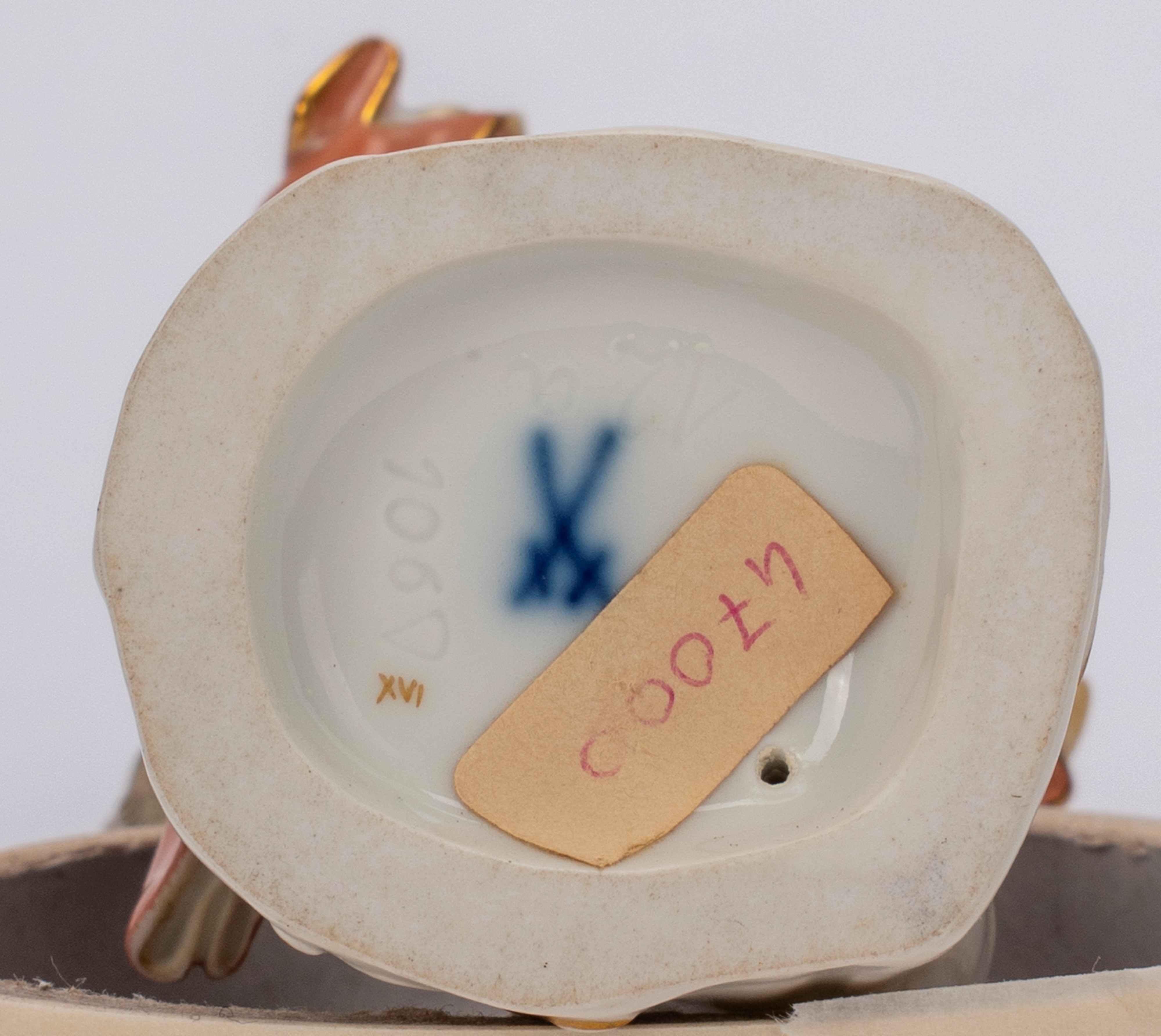 Manifattura di Meissen, Orchestra di scimmie in porcellana policroma, con leggio