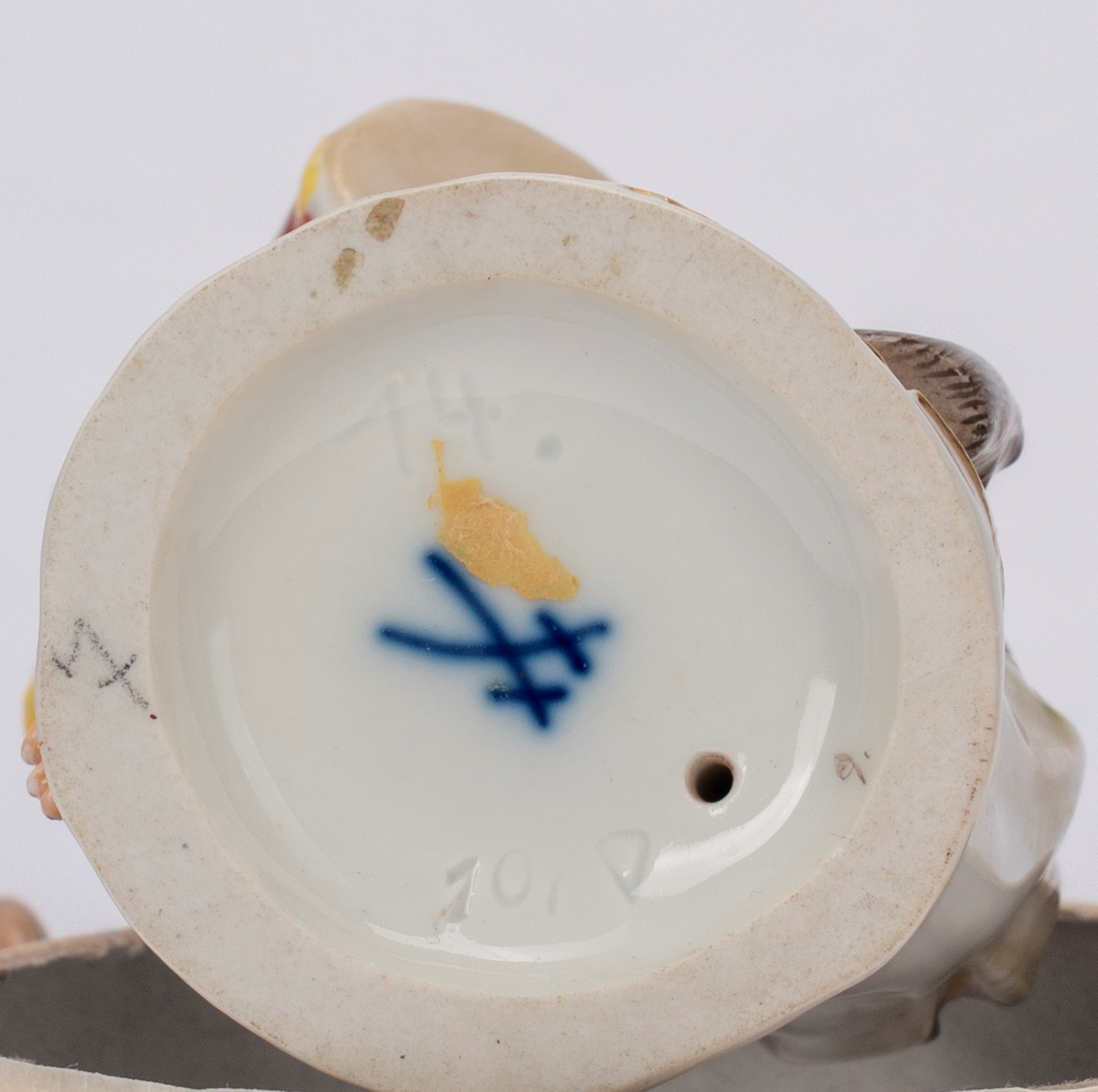 Manifattura di Meissen, Orchestra di scimmie in porcellana policroma, con leggio