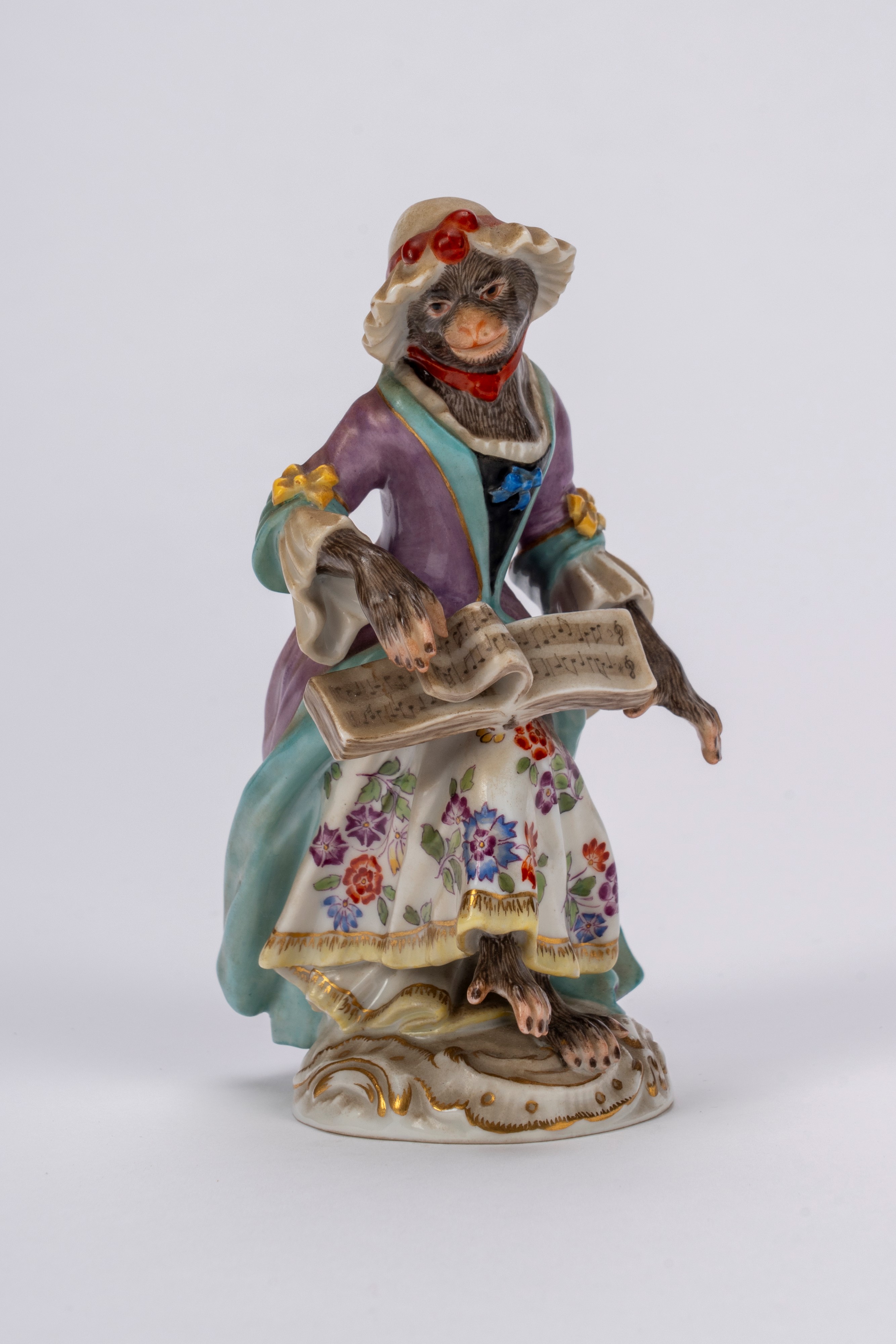 Manifattura di Meissen, Orchestra di scimmie in porcellana policroma, con leggio