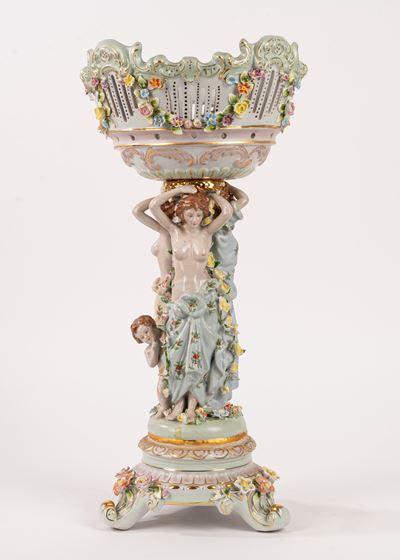 Meissen, grande alzata in porcellana policroma (fine XIX - inizi XX)