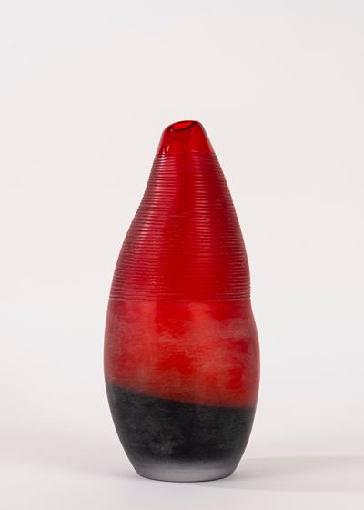 Vaso in vetro di Murano a forma a goccia, lavorazione a coste orizzontali