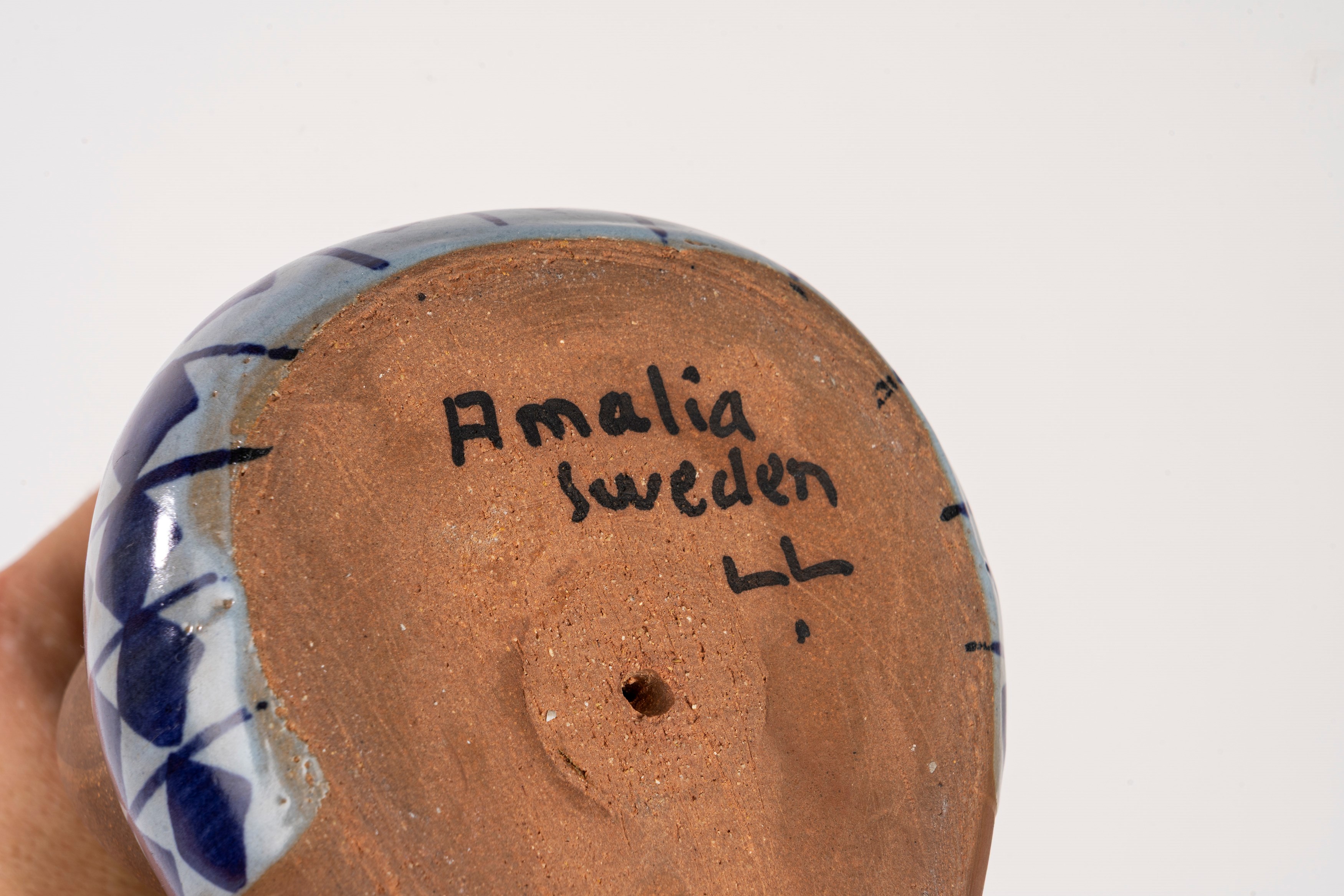 Lisa Larson - Scultura in ceramica con ragazza che legge «Amalia», Gustavsberg Stoccolma