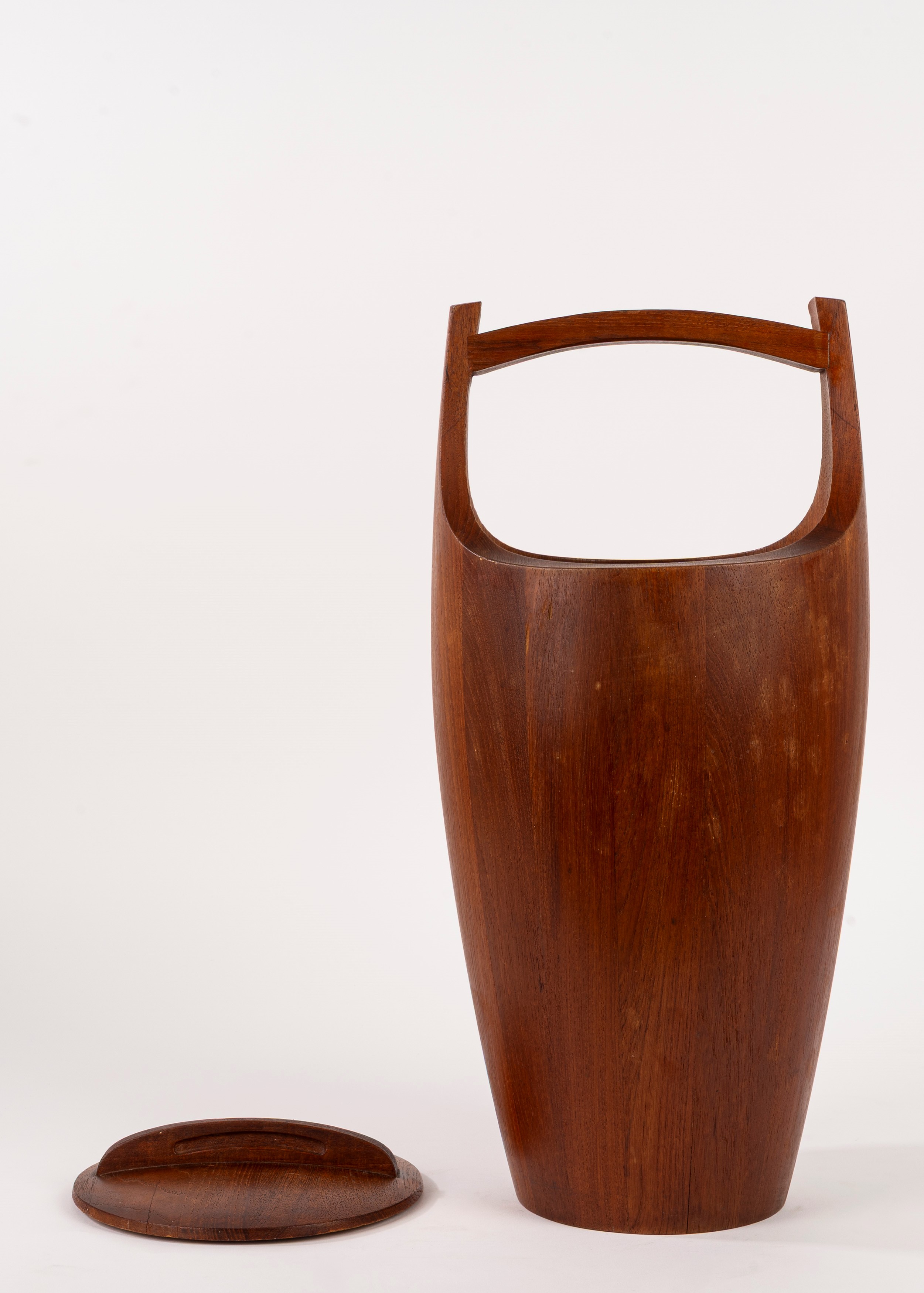 Jens Quistgaard, Grande secchiello da ghiaccio in teak (Danimarca), 1954