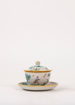 Tazza da puerpera in maiolica policroma, Fergnani Faenza fine secolo XVIII