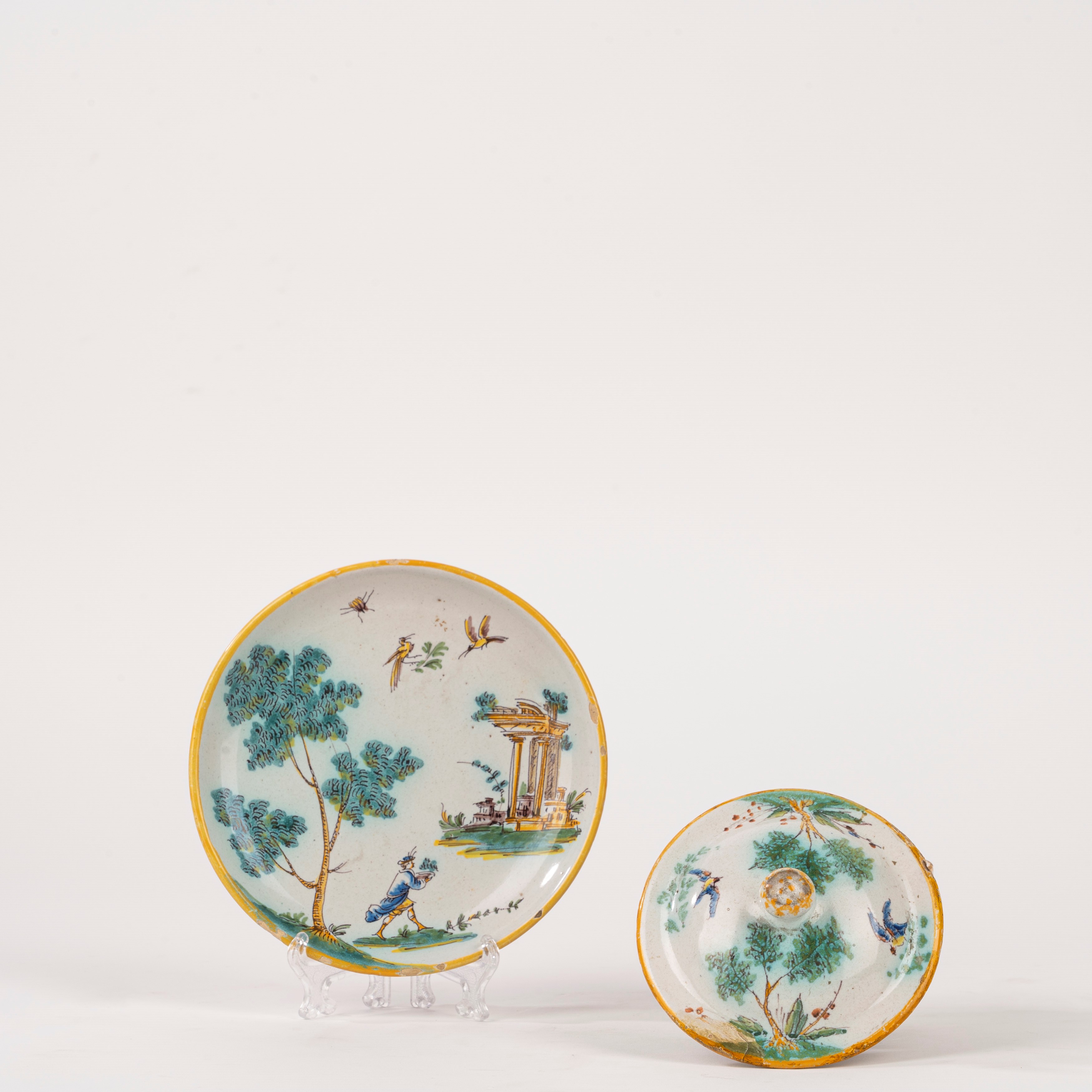 Fergnani (Faenza), Tazza da puerpera in maiolica policroma, fine secolo XVIII