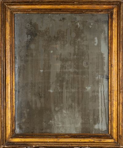 Cornice in legno intagliato e dorato per specchiera, secolo XVIII