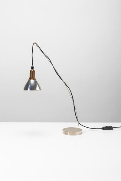 Ingo Maurer, Lampada da tavolo modello “Grasl”, acciaio spazzolato e alluminio
