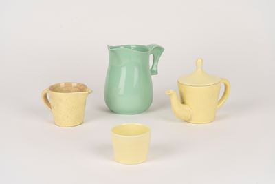 Richard Ginori San Cristoforo, Servizio da caffè in ceramica (caffettiera, lattiera e tazzina) e ...