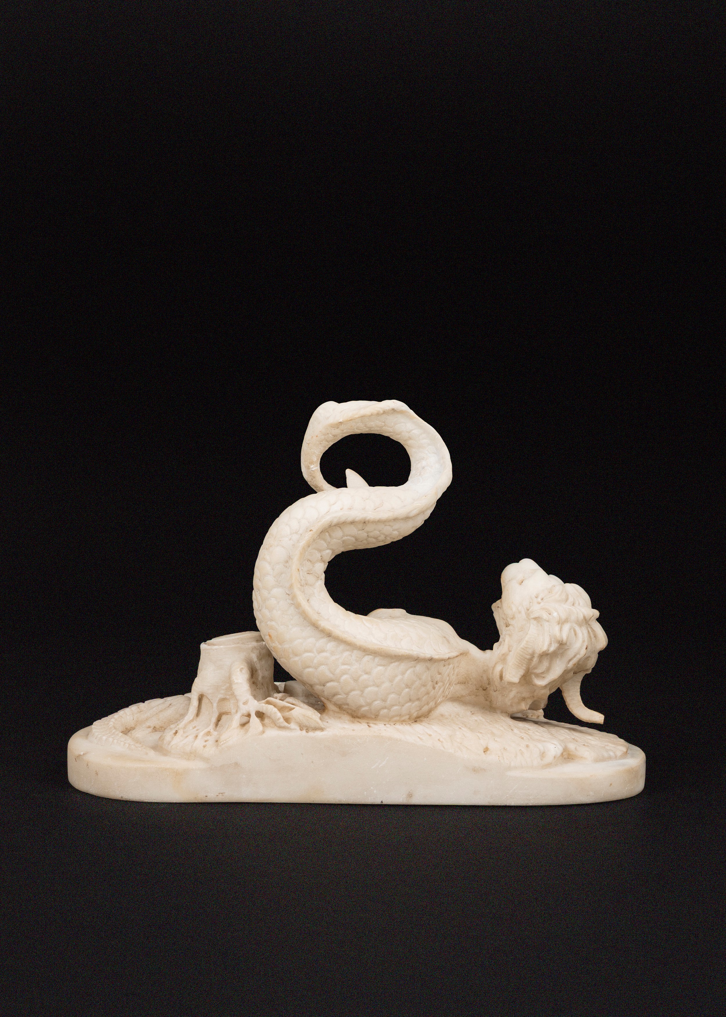 Scuola Italiana del XIX Secolo - Scultura in marmo, raffigurazione di mostro con coda di pesce, z...