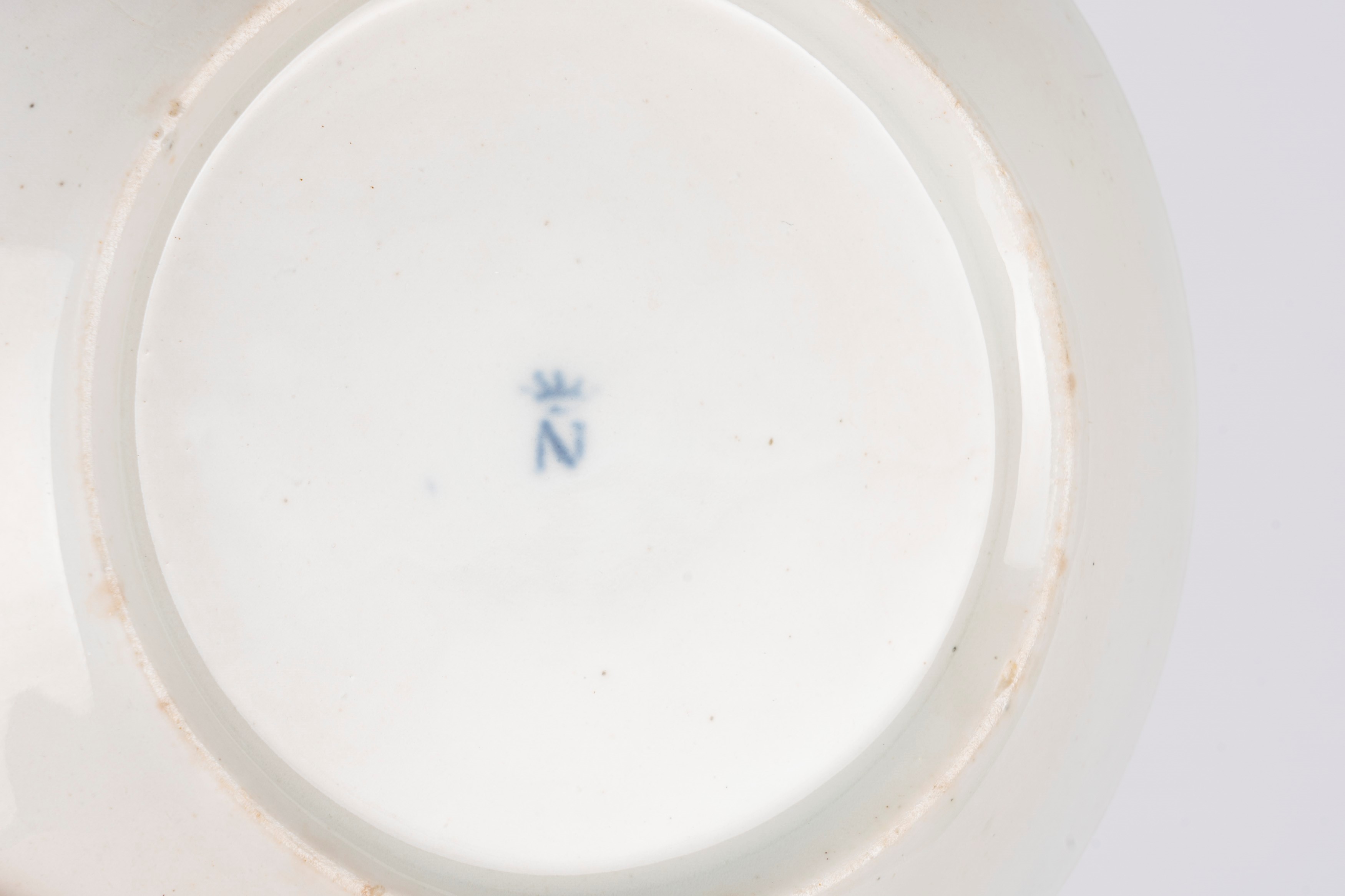 Quattro Tazzine da Caffè con Piattini, Capodimonte, Fine XVIII-inizi XIX Secolo