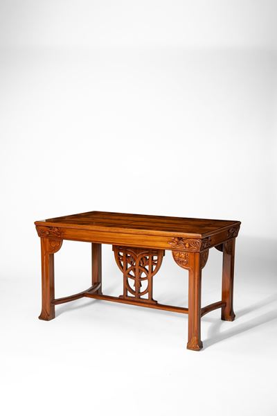 Tavolo in legno e legno laccato