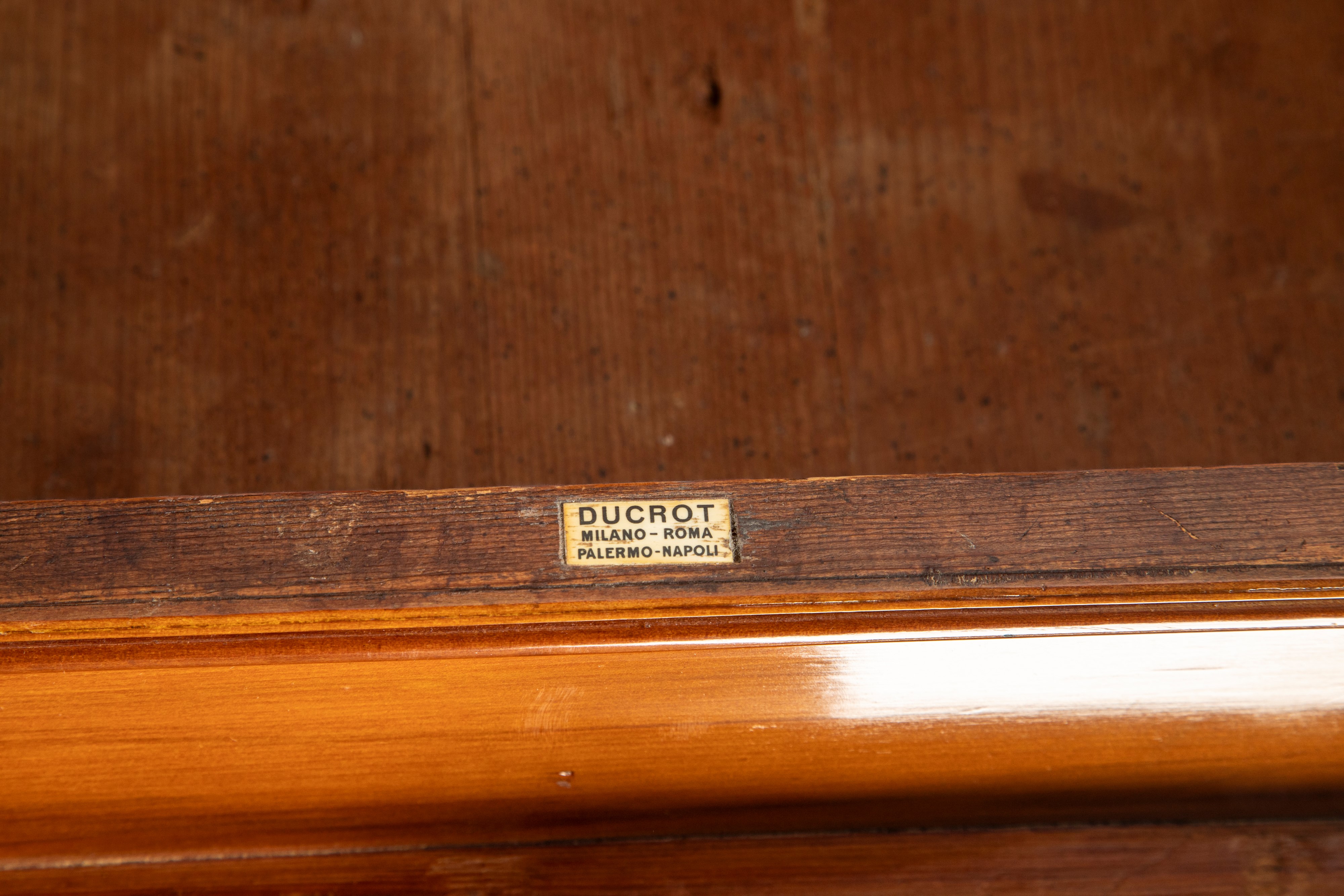 Vittorio Ducrot - Tavolo in legno e legno laccato