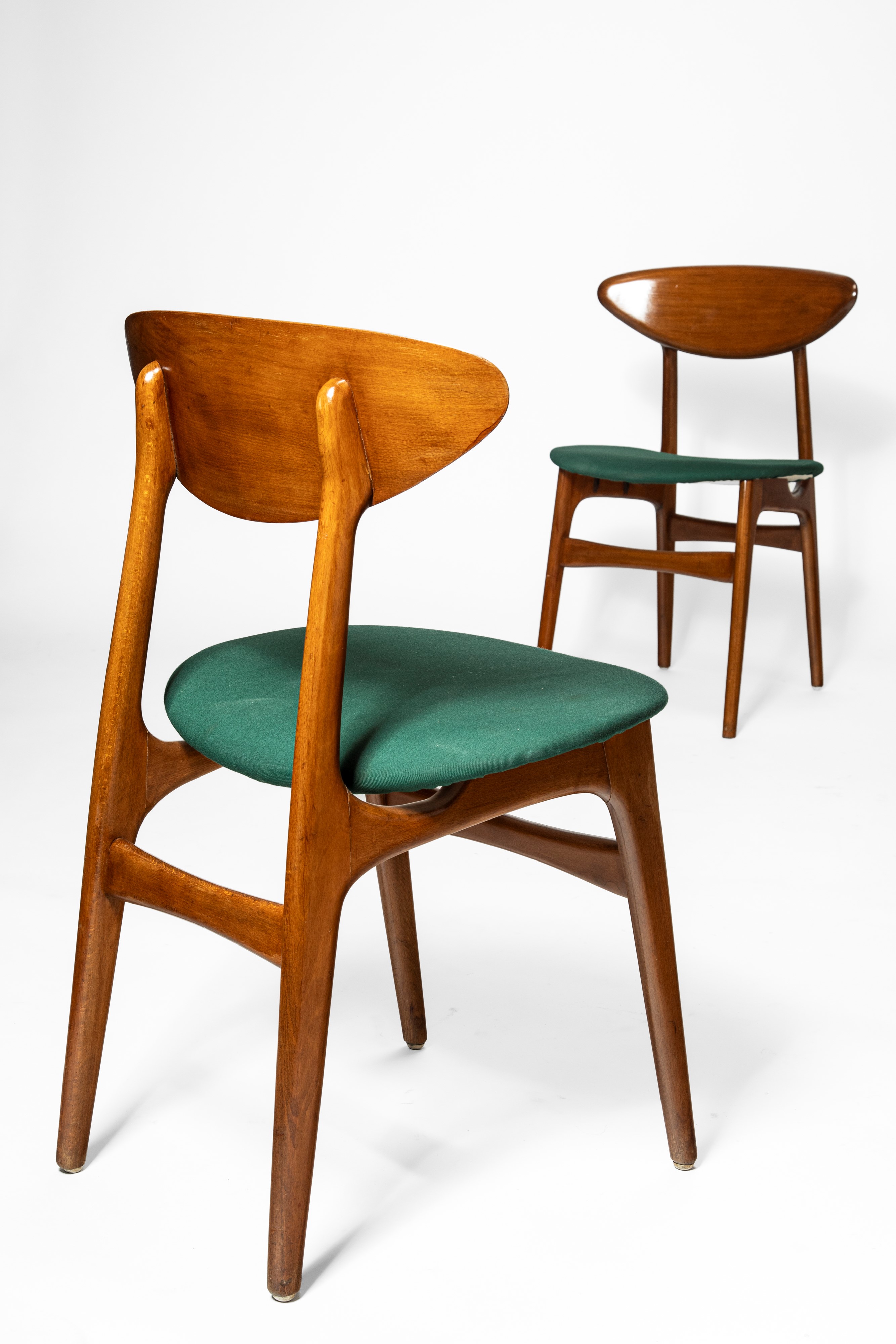 Hans J. Wegner - Set di sei sedie in legno e tessuto