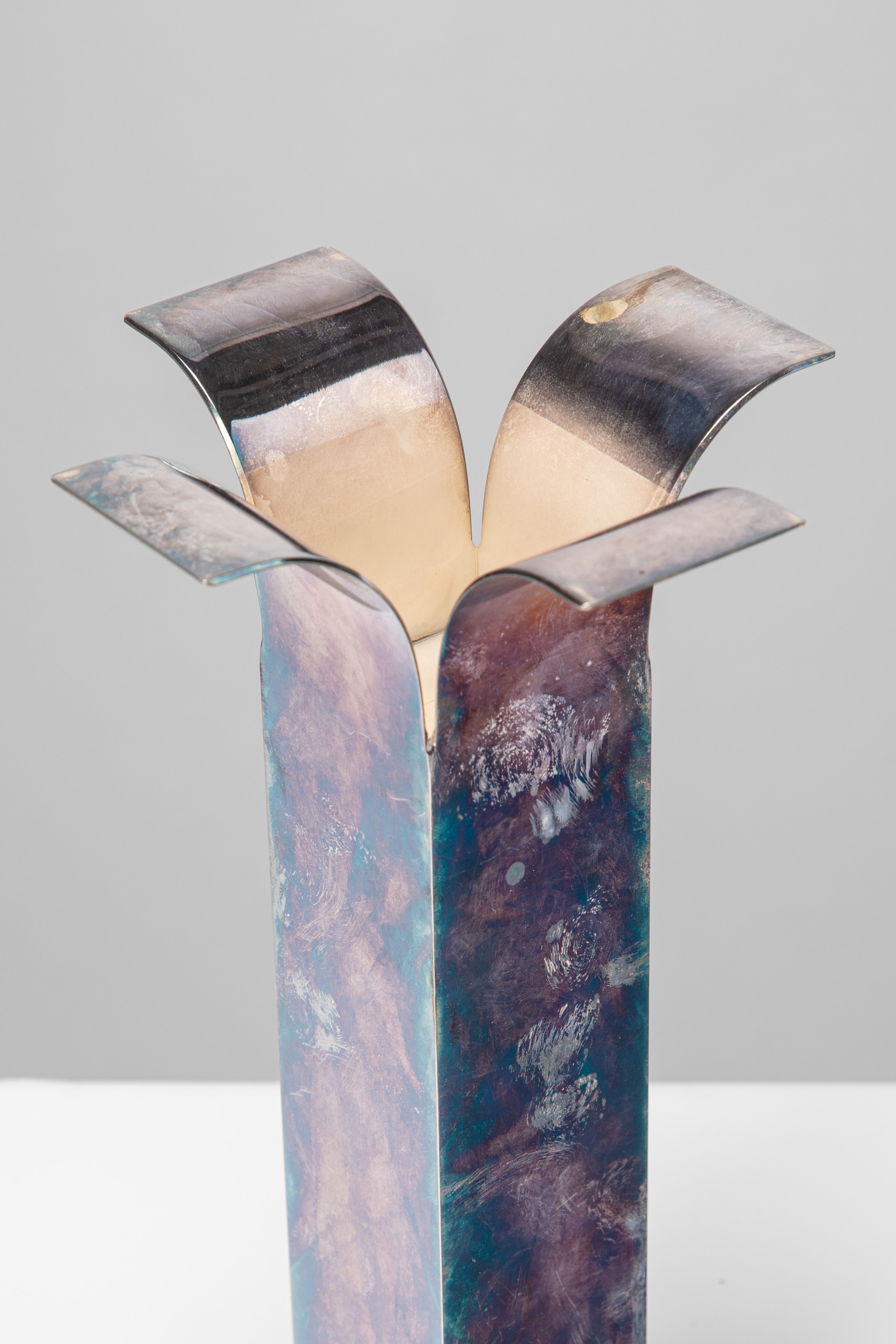 Lino Sabattini - Vaso modello “Stele” in metallo argentato (1963)
