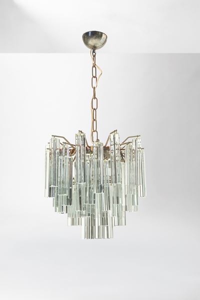 Lampadario in vetro e metallo