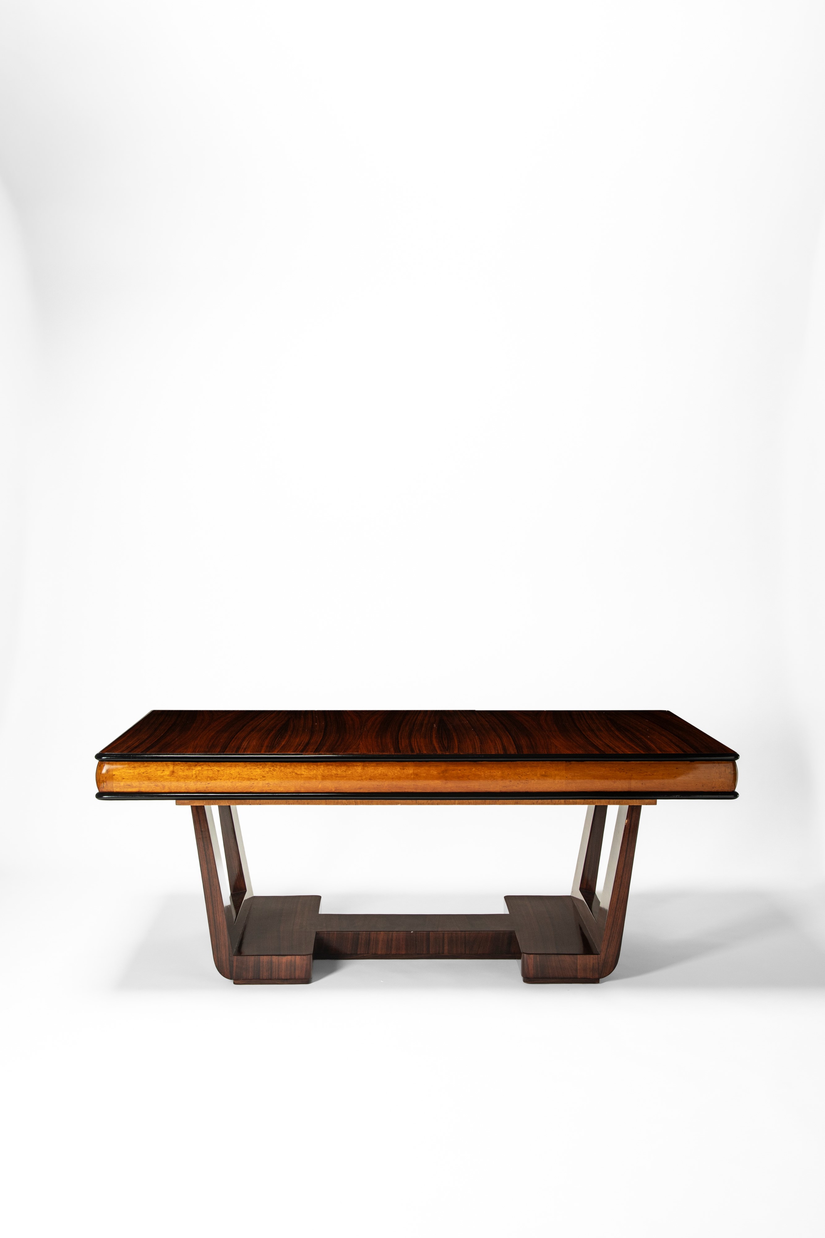 Tavolo in legno e impiallacciato, manifattura italiana, 1940 circa