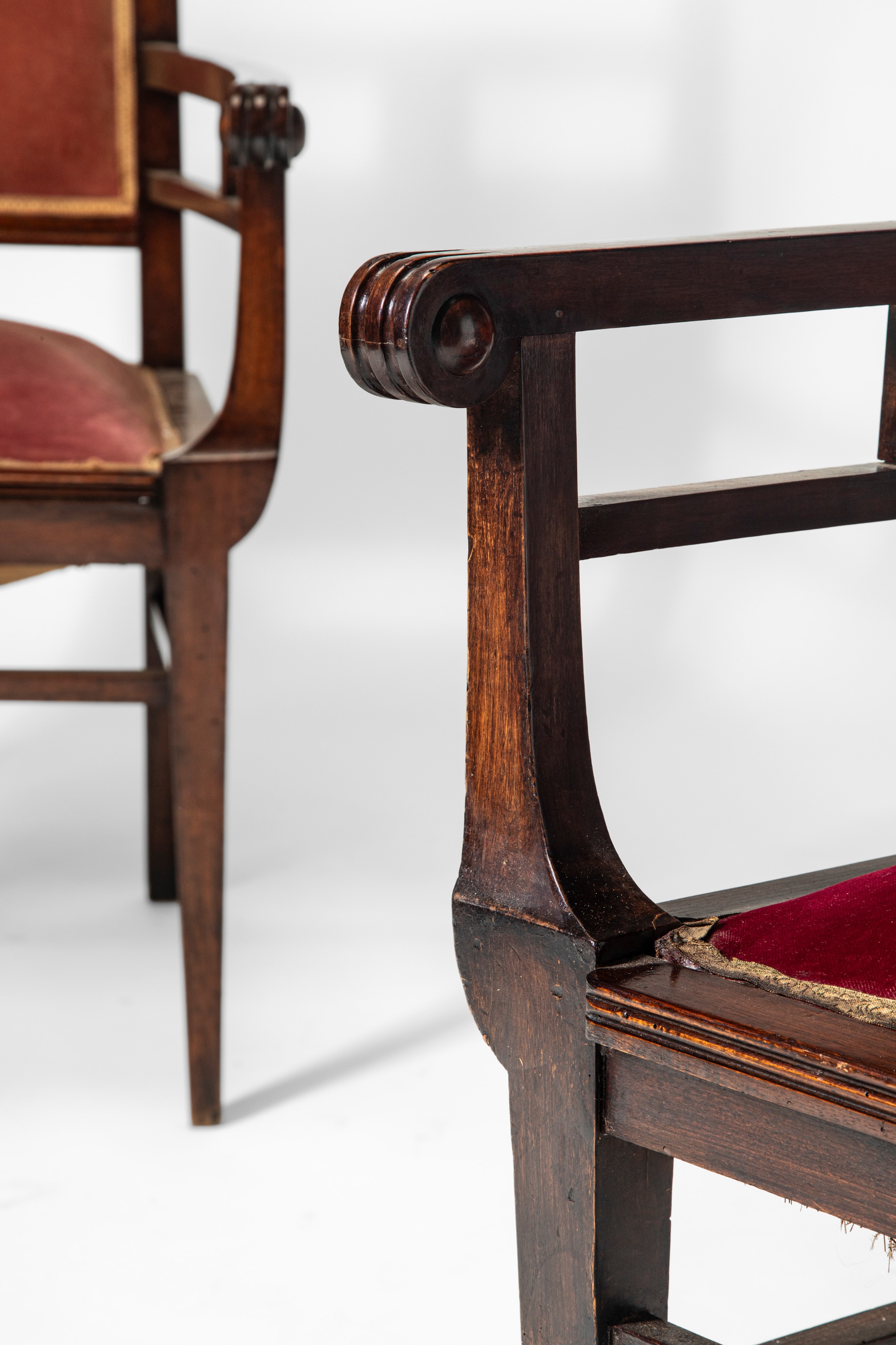Vittorio Ducrot - Coppia di poltrone in legno e velluto (stile Art Nouveau/Art Déco)
