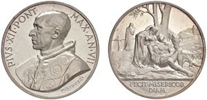 PIO XII, Eugenio Maria Pacelli (1939 - 1958) - Medaglia 1945, an. VII, "Fine della II Guerra Mondiale", Roma.