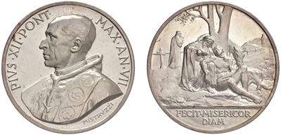 Pacelli (Pio XII), Medaglia commemorativa 1945, argento, “Fine della II Guerra Mondiale” (Roma)