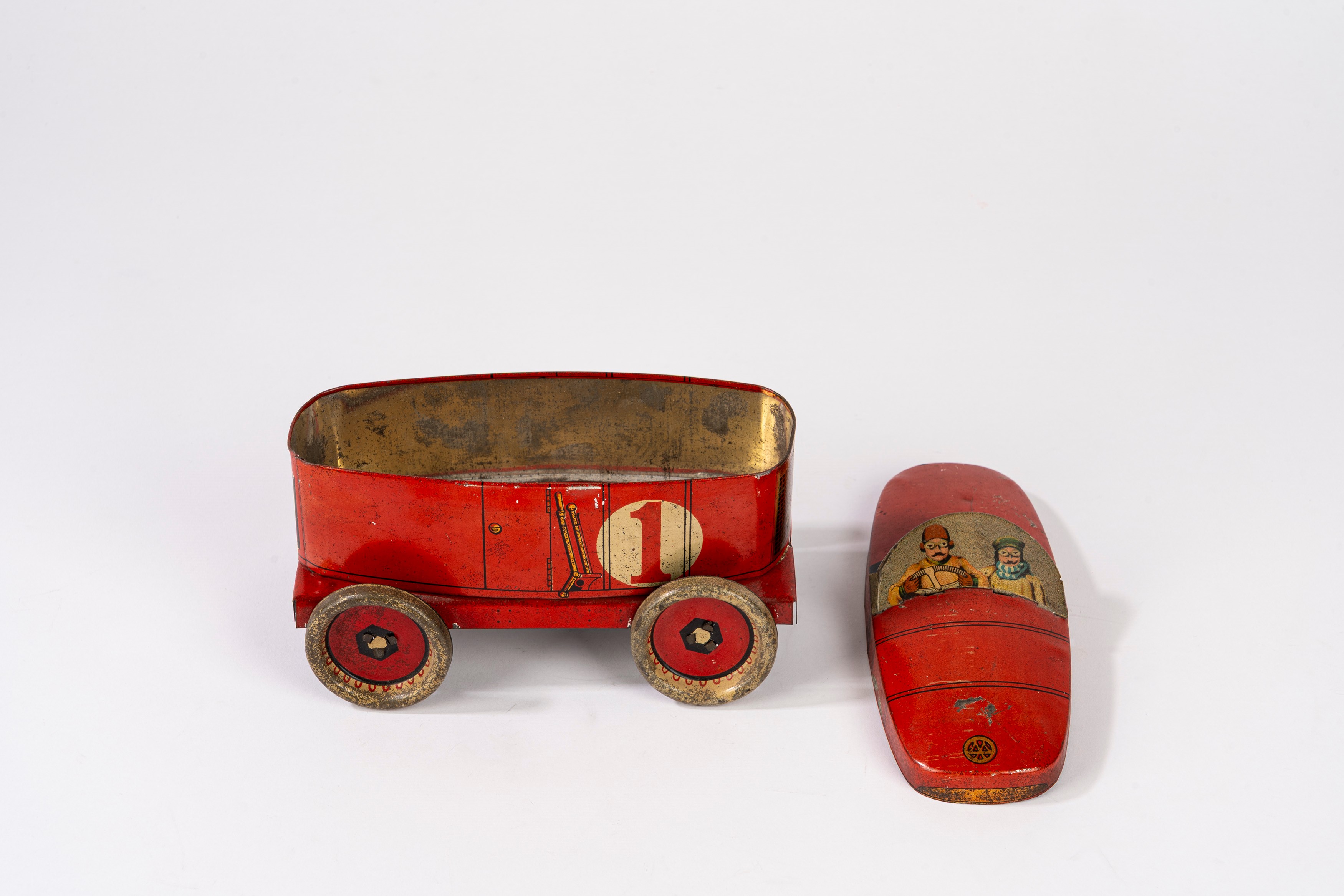 De Andreis Marseille - Scatola a forma di auto da corsa, latta litografata (anni 1920)