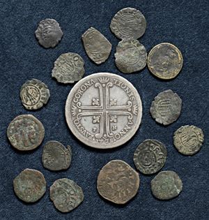 VARIE AUTORITA' EMITTENTI - Interessante lotto di 16 monete.
