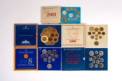 Lotto di 5 divisionali (1997-2001), Roma, vari metalli con contenuto d’argento
