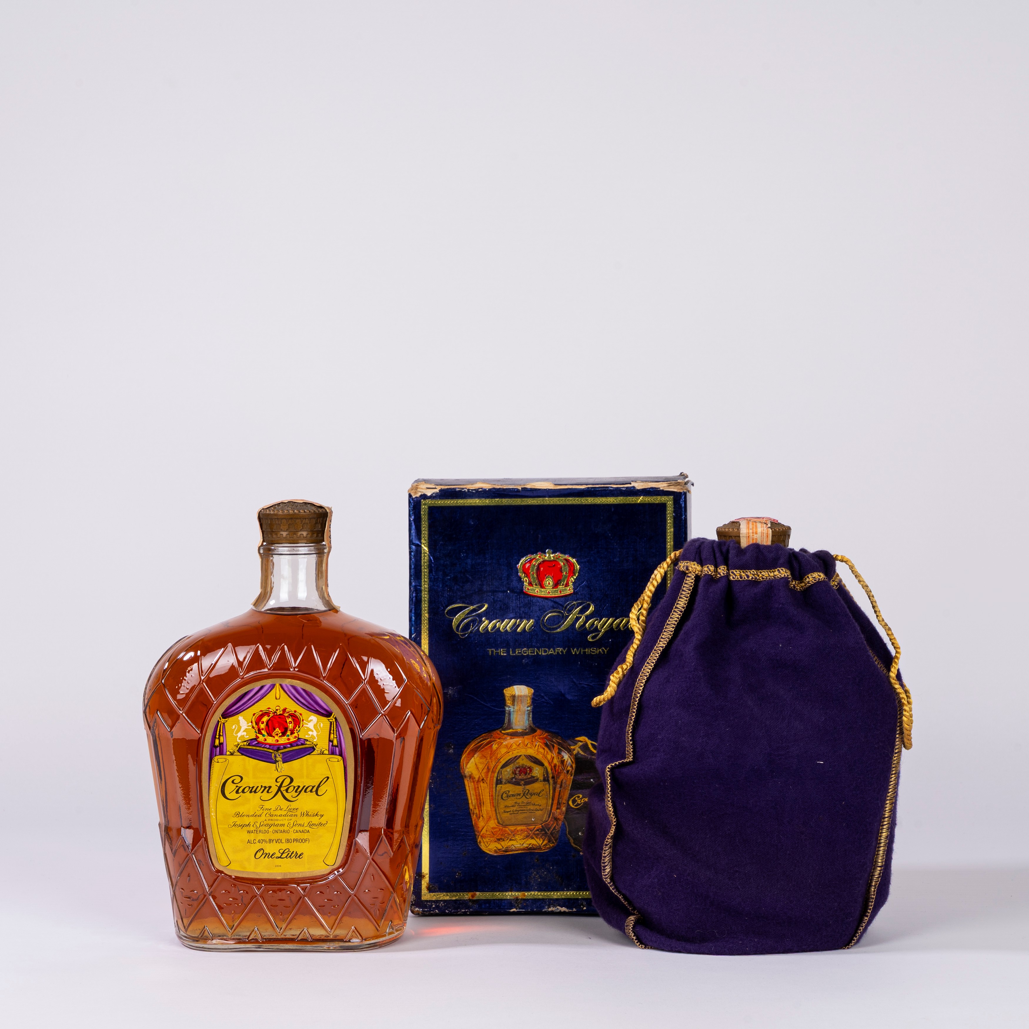 Canada - Selezione Crown Royal, 2 bottiglie (2 BT)