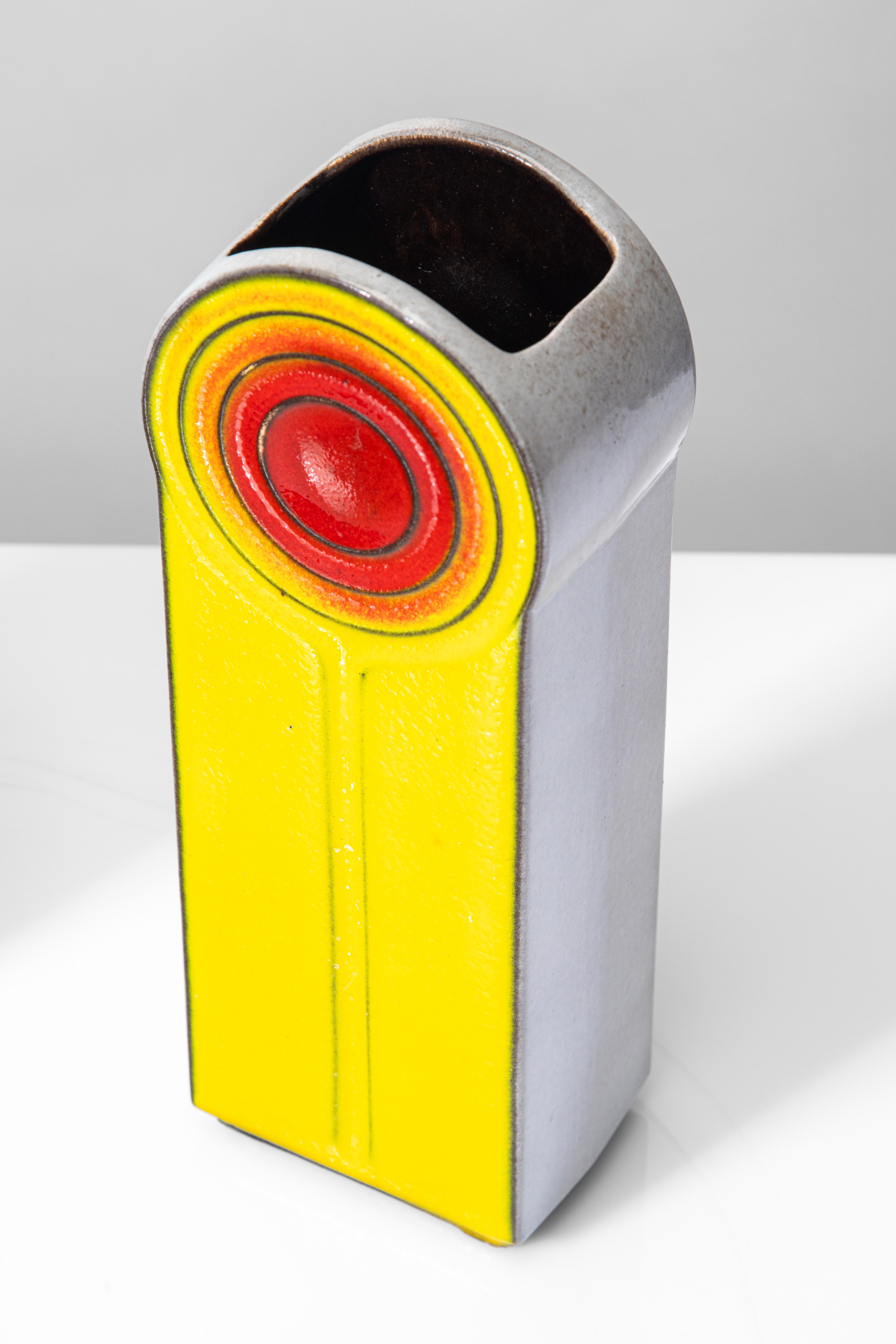 Carlo Zalloni - Coppia di vasi della serie “Zyklon” in ceramica smaltata