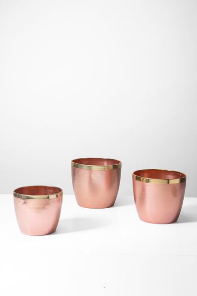 Set di tre cache-pot, alluminio spazzolato con logo “PRODOTTI IRMEL / MADE IN ITALY”