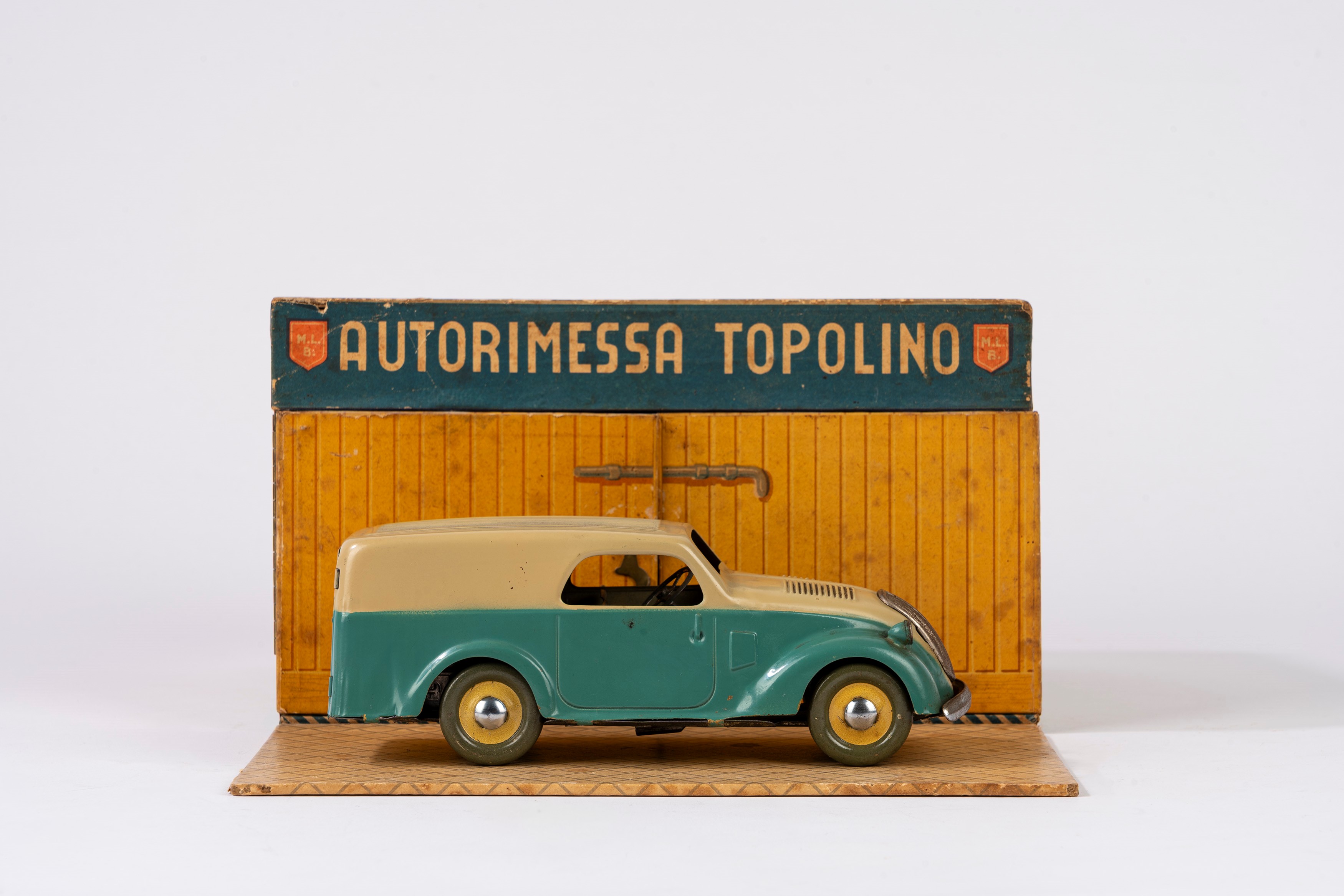 Luigi Marchesini Mlb Marchesini - Autorimessa Topolino (set con tre automobiline Fiat 500 B), 194...
